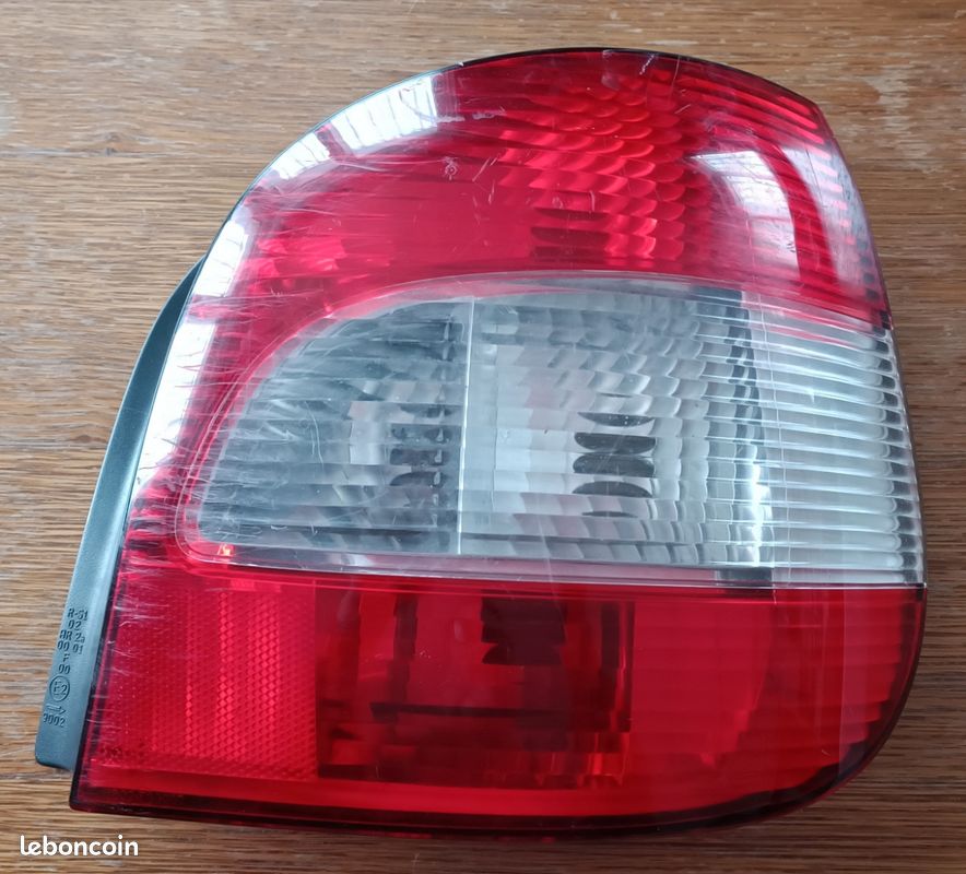 Feu ARD Renault Scénic 1 ph 2 (image 1)