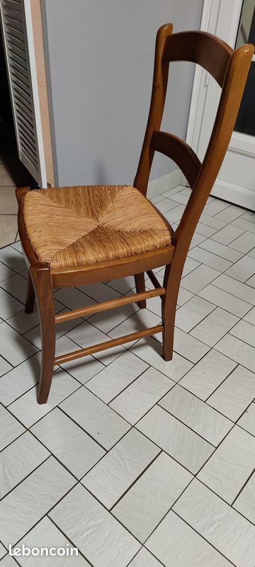 Chaise d'Artisan en Bois Massif (image 3)