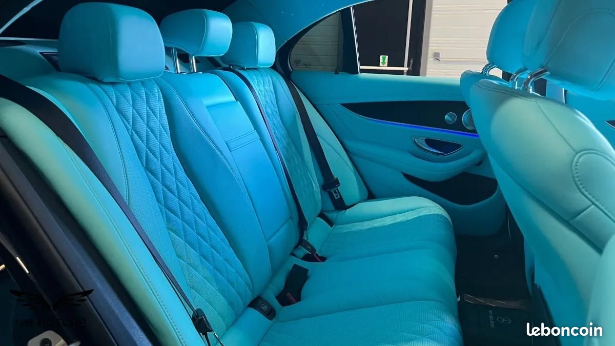 Mercedes Classe E 220 D 195 CV AMG LINE 4MATIC 9G-TRONIC BVA - INTERIEUR TIFFANY BLUE (image 20)