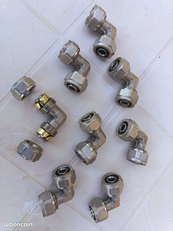 Raccord multicouche à compression diamètre 16 (image 2)