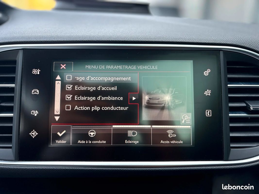 PEUGEOT 308 SW GT-LINE 130ch / Distribution à jour / Sieges Massants/Chauffants / Denon Audio / Toit Panoramique... (image 28)