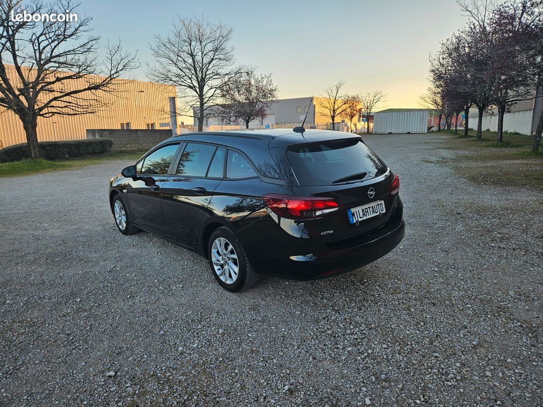 Opel Astra 1.5 CRDI 122CH Etat Exceptionnel (image 4)