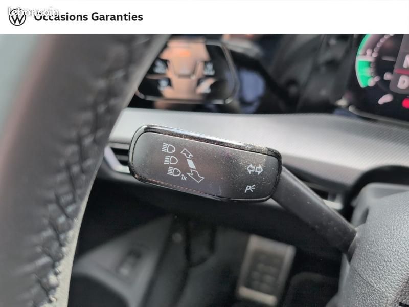 Volkswagen Golf SW 2.0 TDI 150ch R-Line DSG7 (image 27)