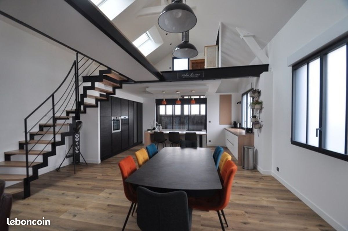 Maison 7 pièces 200 m² · à Saint-Germain-des-Prés · 200 m² · 285 000 €