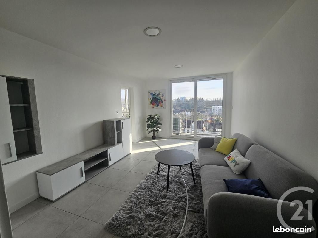 Appartement 2 pièces 67 m² · à Montluçon · 67 m² · 605 €/mois