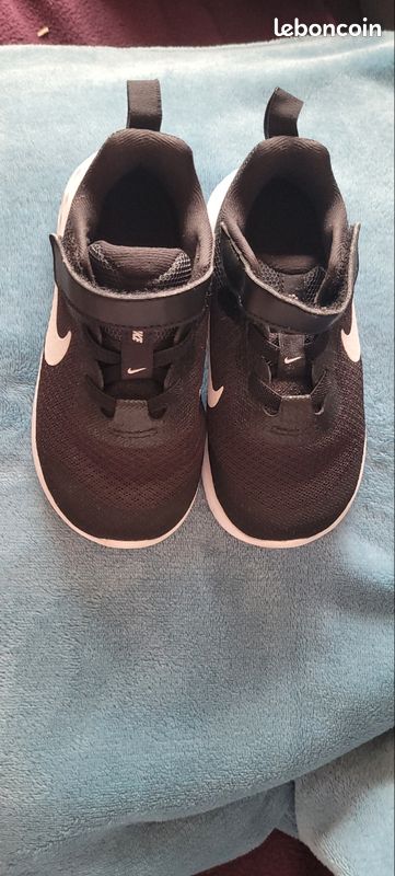 Chaussures enfants nike (image 1)