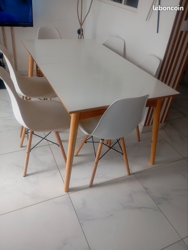 Table "maison du monde" extensible avec ou sans chaises (image 1)