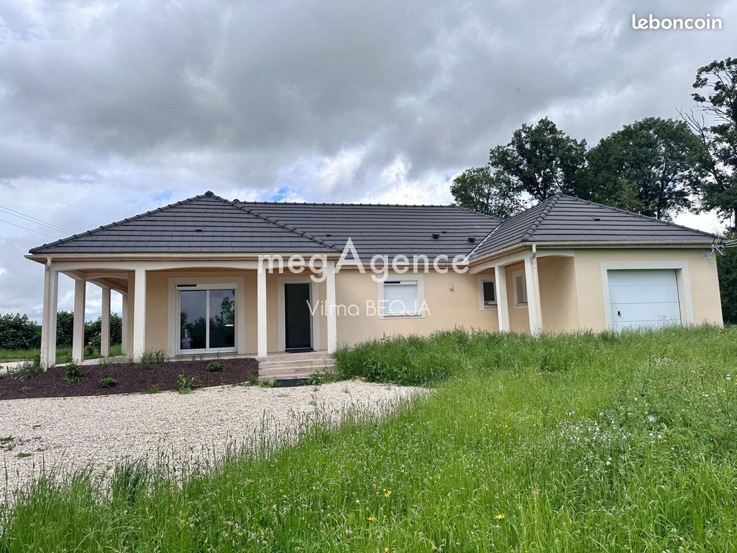 Maison 4 pièces 121 m² · à Verlin · 121 m² · 230 000 €