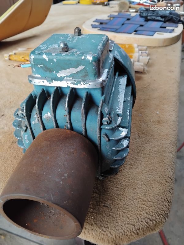Moteur EC 22 A (image 1)