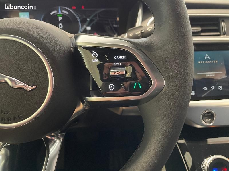 Jaguar I-Pace EV400 Black AWD (image 13)