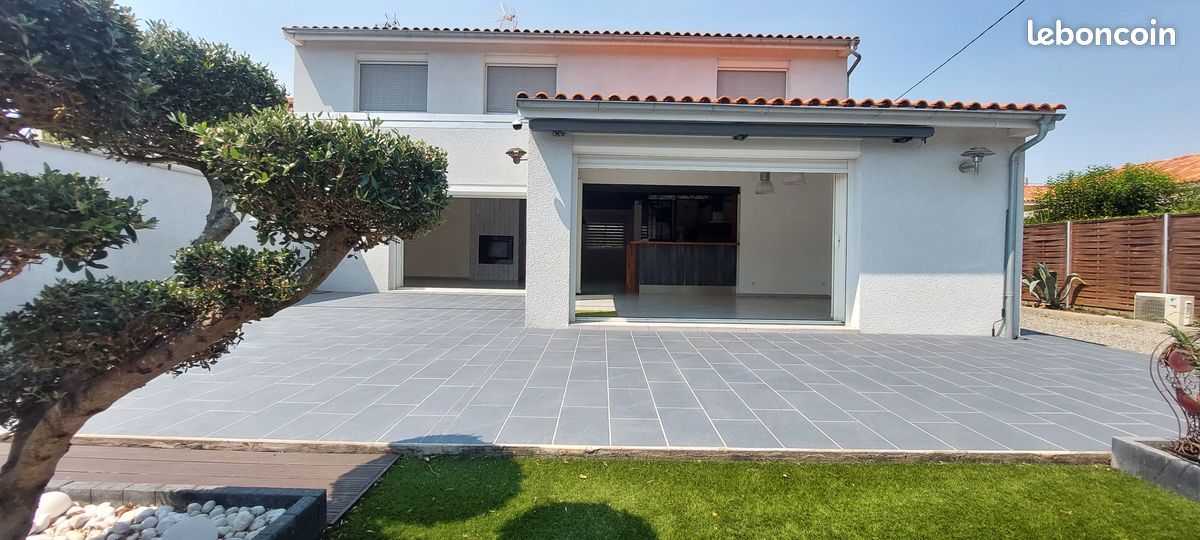 Maison 7 pièces 220 m² · à Lherm · 220 m² · 445 000 €