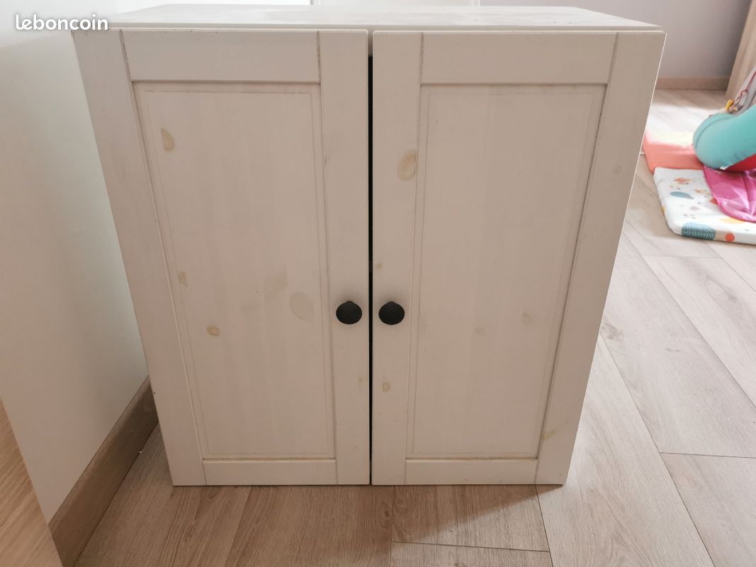Meuble suspendu ikea (image 1)