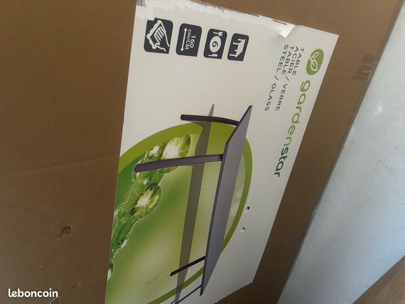 Table acier verre (image 1)