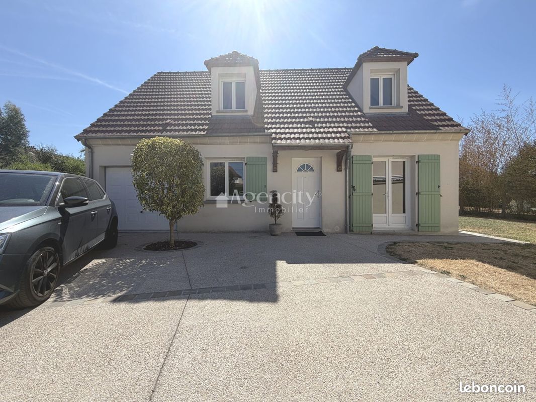 Maison 7 pièces 110 m² · à Villevaudé · 110 m² · 439 000 €