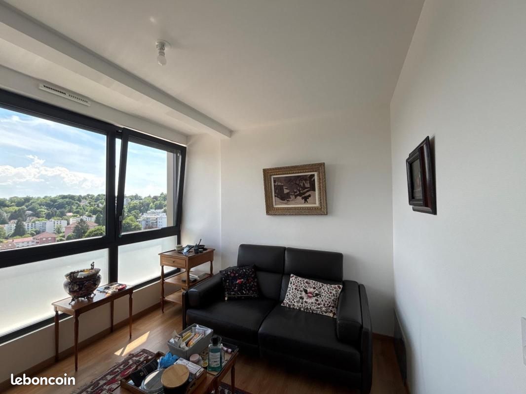 Appartement 3 pièces 56 m² · à Montbéliard · 56 m² · 830 €