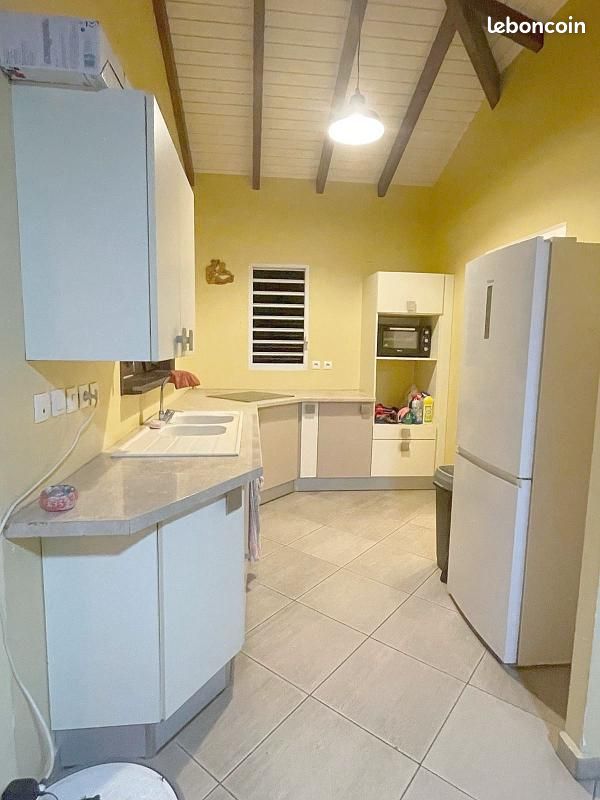 Maison 4 pièces 70 m² · à Sainte-Anne · 70 m² · 1 300 €