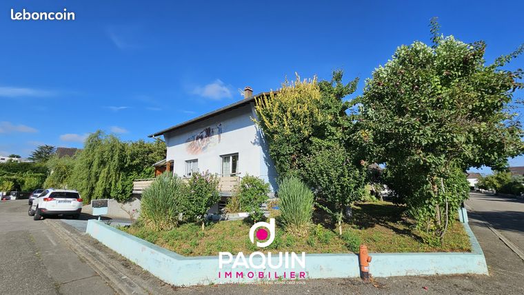 Maison 8 pièces 201 m²