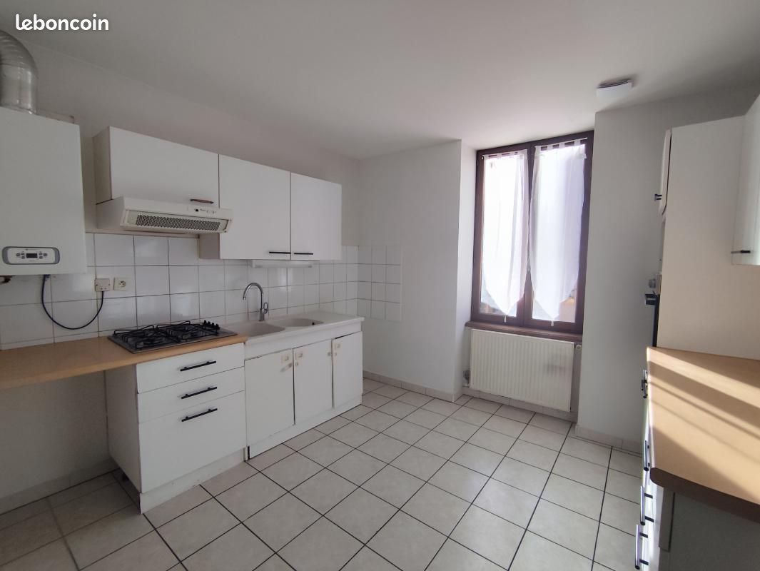 Appartement 4 pièces 91 m² · à L'Arbresle · 91 m² · 835 €/mois