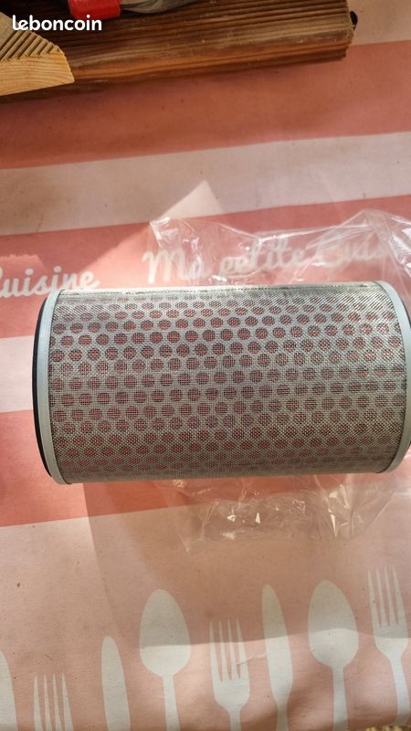 Filtre a air Honda cb1300 neuf (image 2)