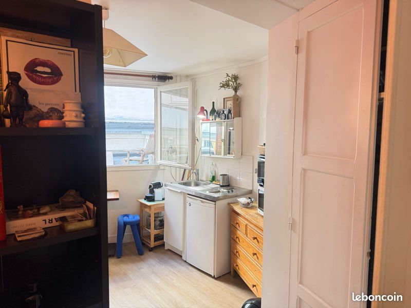 Appartement 1 pièce 15 m² · à Paris · 15 m² · 550 €/mois