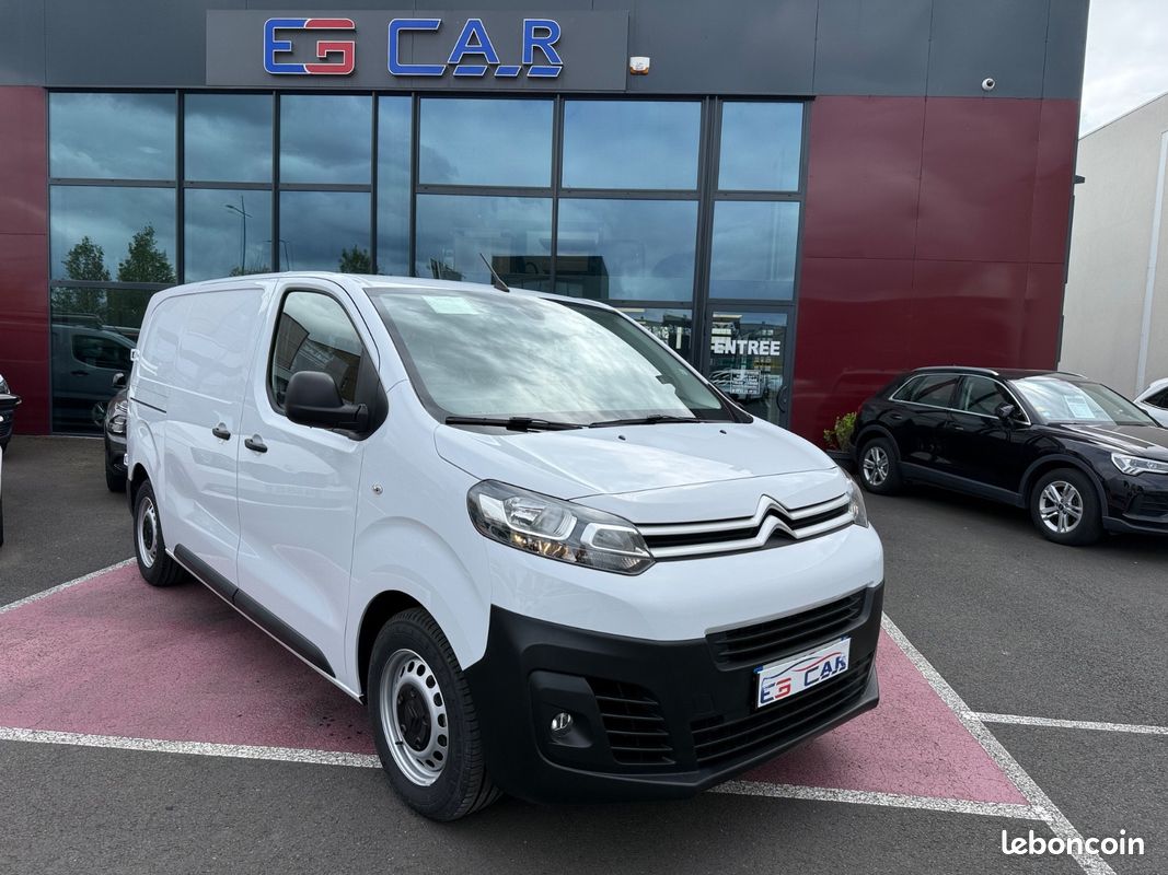 Citroën Jumpy Fourgon M électrique 100KW 136ch STOCK (image 19)