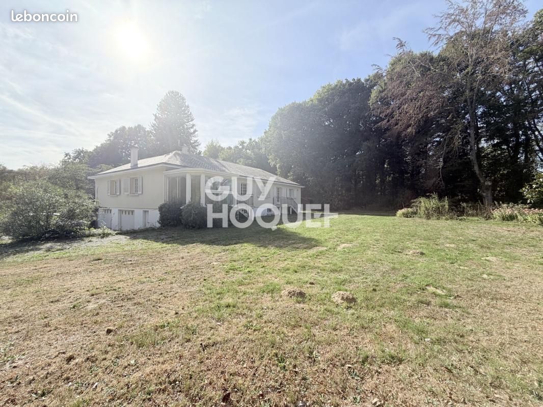 Maison 6 pièces 190 m² · à Vigneux-de-Bretagne · 190 m² · 386 500 €