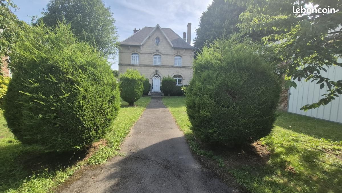 Maison 6 pièces 136 m² · à Neuville-Saint-Vaast · 136 m² · 416 000 €