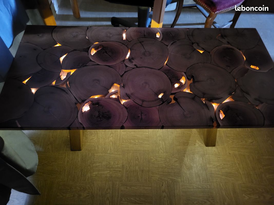 Table basse bois et résine (image 9)