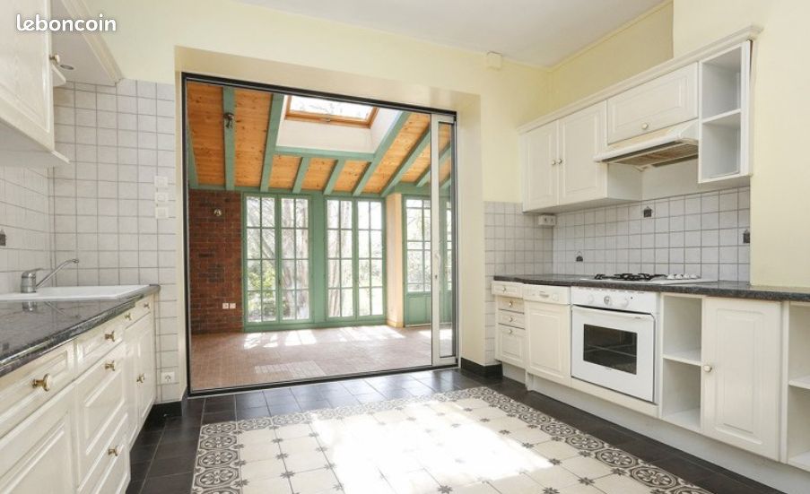 Maison 5 pièces 96 m² · à Tours · 96 m² · 1 250 €/mois