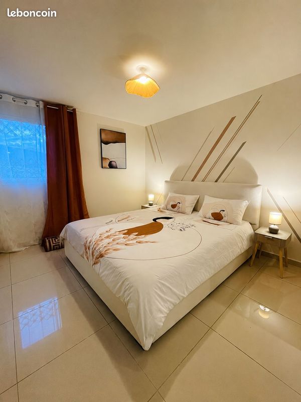 Appartement 2 pièces 51 m² · à Saint-Denis · 51 m² · 880 €