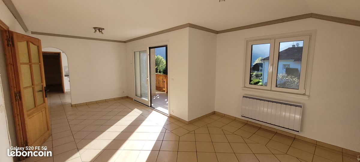 Appartement 4 pièces 83 m² · à Grand-Aigueblanche · 83 m² · 1 350 €/mois