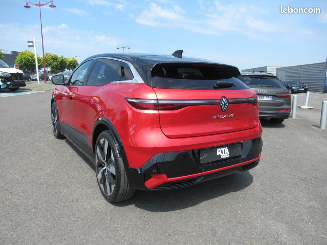 Renault MEGANE E-TECH40 KWh 130CV TECHNO Techno (image 2)