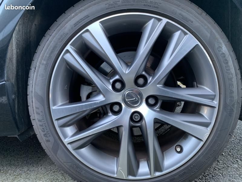 Lexus IS 300h Pack Business MY20 Euro6d-T (image 18)