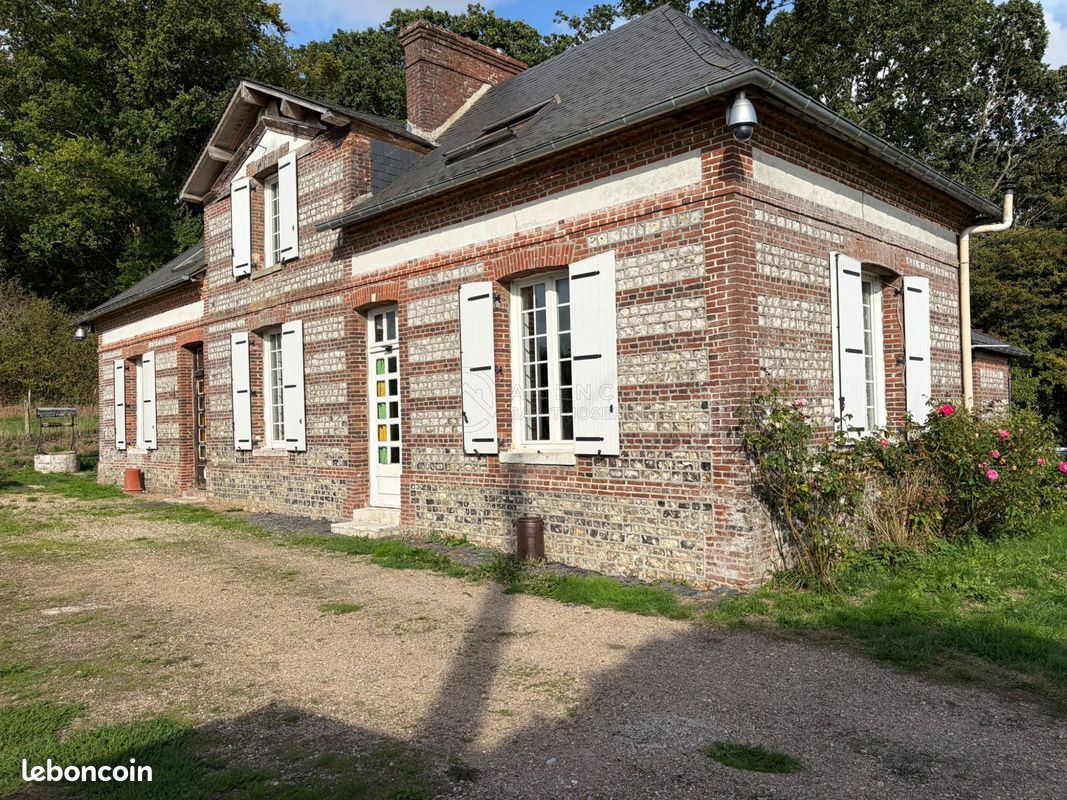 Maison 4 pièces 150 m² · à Yerville · 150 m² · 188 000 €