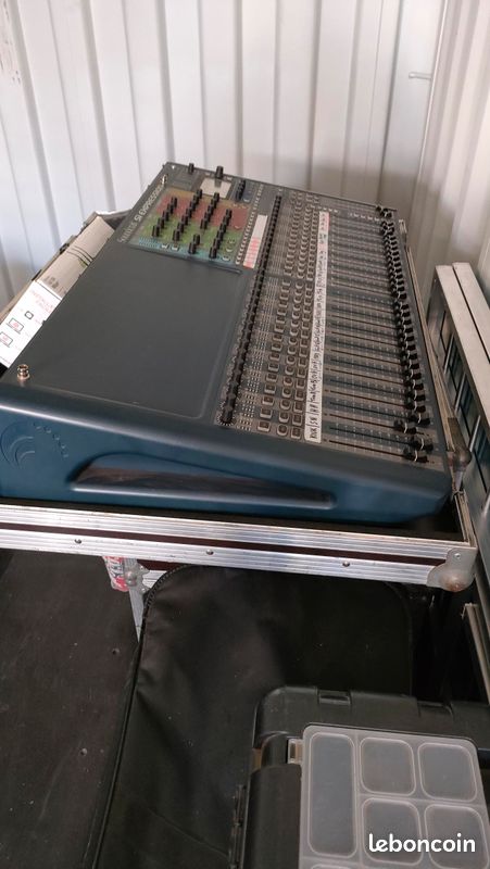 Vends table de mixage soundcraft SI 3 expression (image 2)