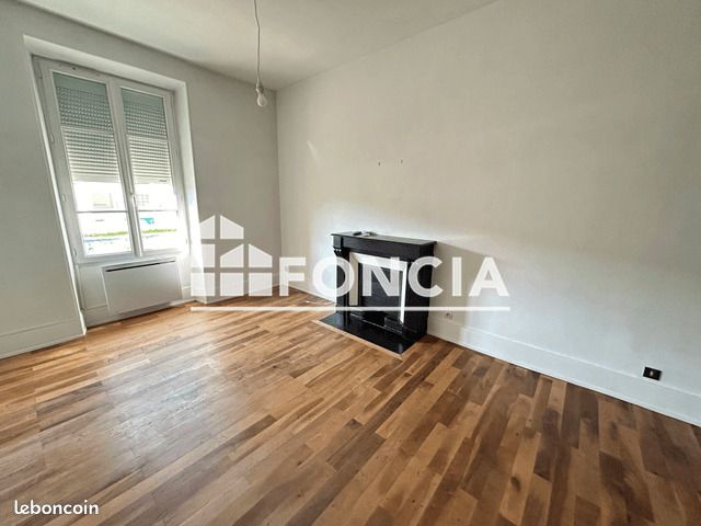 Appartement 2 pièces 52 m² · à Grenoble · 52 m² · 702 €