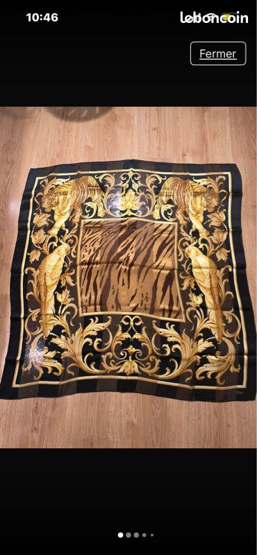 Foulard Valentino (image 1)