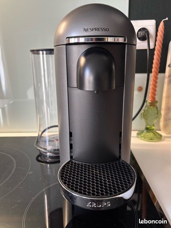 Cafetière nespresso vertuo (image 1)