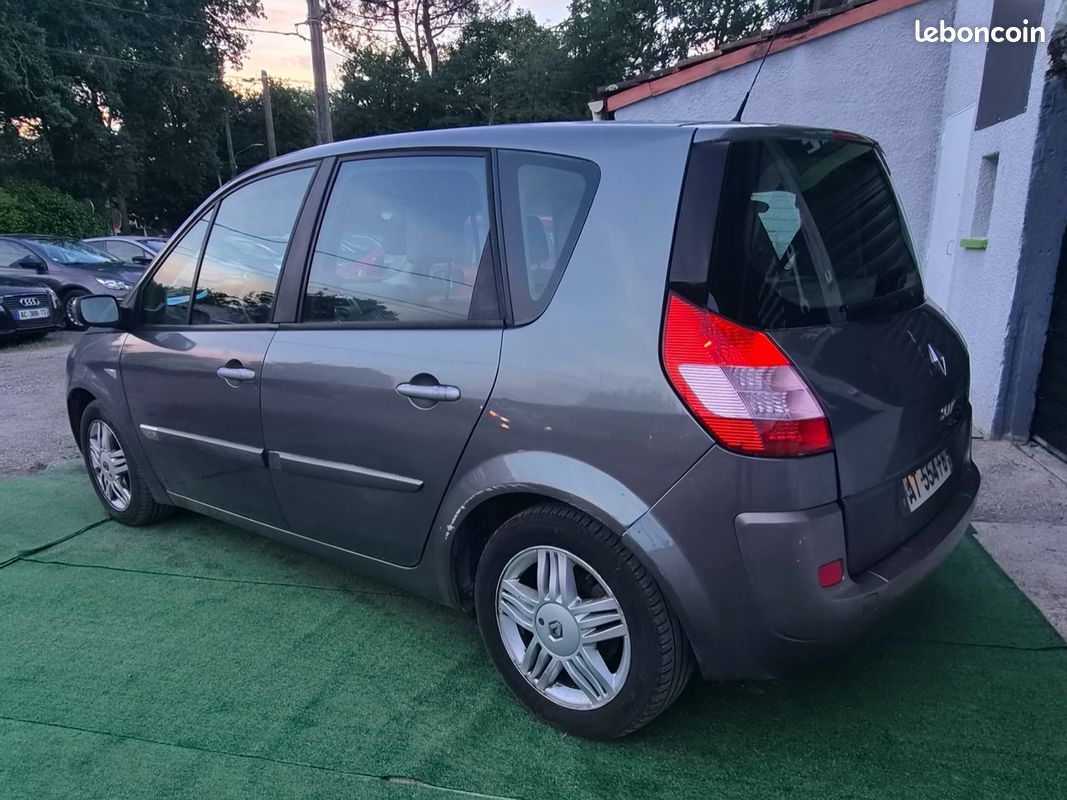 RENAULT SCENIC II 1.6 16V Confort Expression A (image 2)