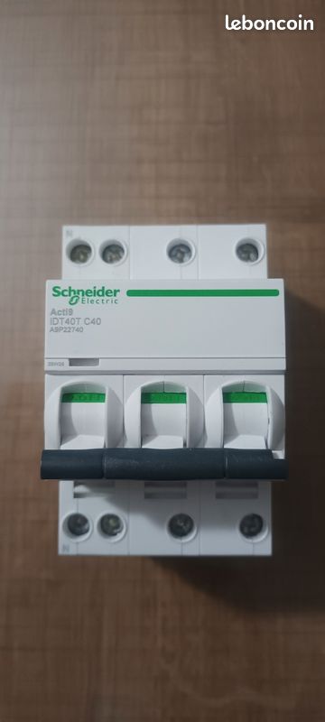 Disjoncteur (image 1)