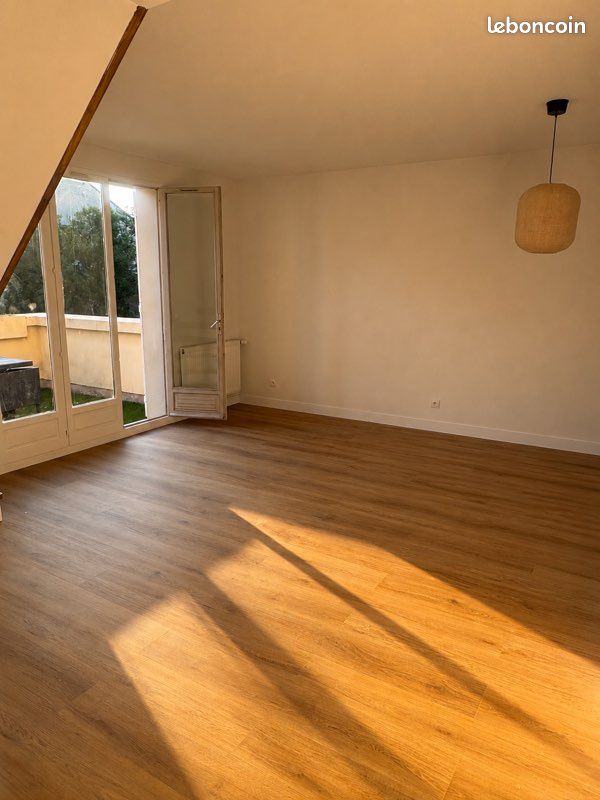Appartement 2 pièces 46 m² · à Saint-Ouen-l'Aumône · 46 m² · 1 100 €