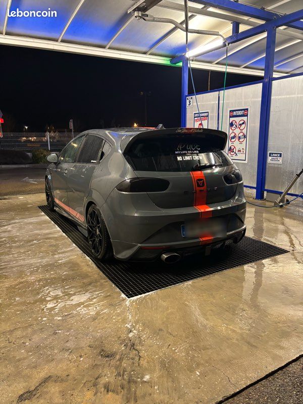 Seat Leon (image 2)