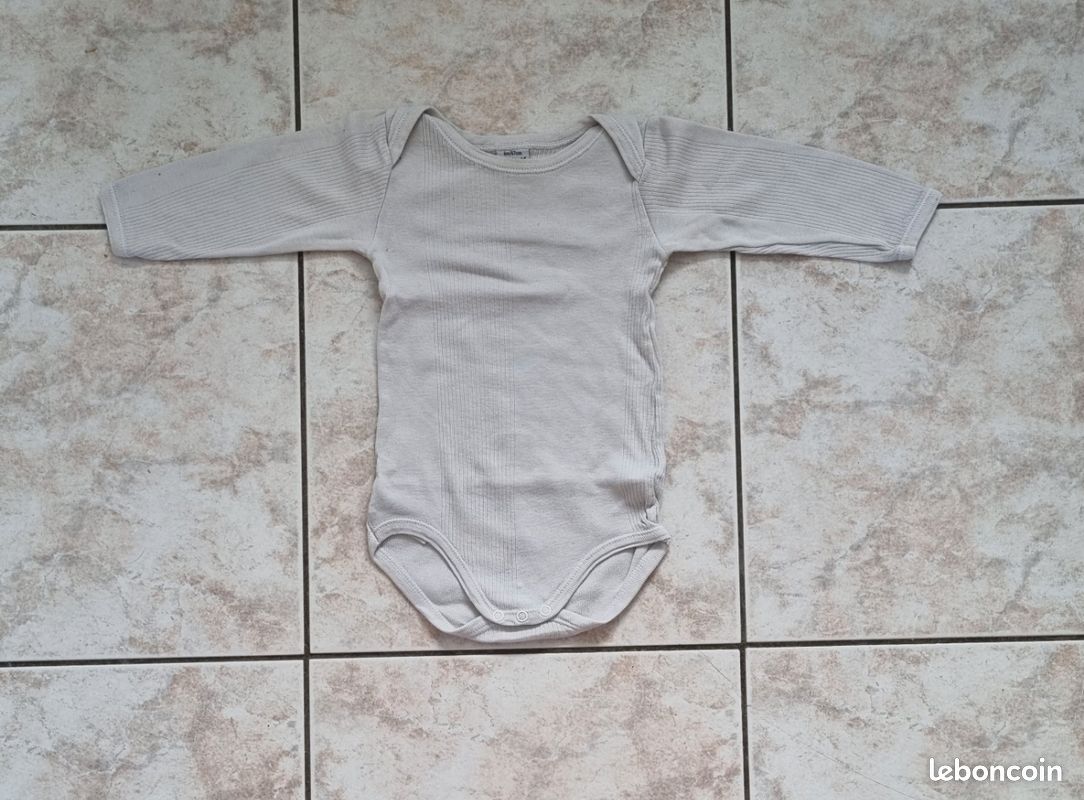 Lot de 6 bodies à manches longues Petit Bateau mois (image 5)