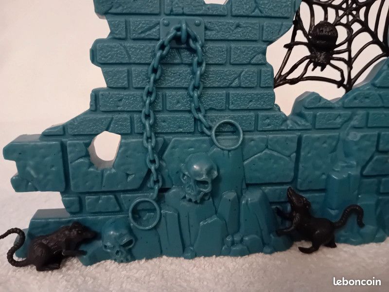 Beast Raider evil tower + figurines (image 11)