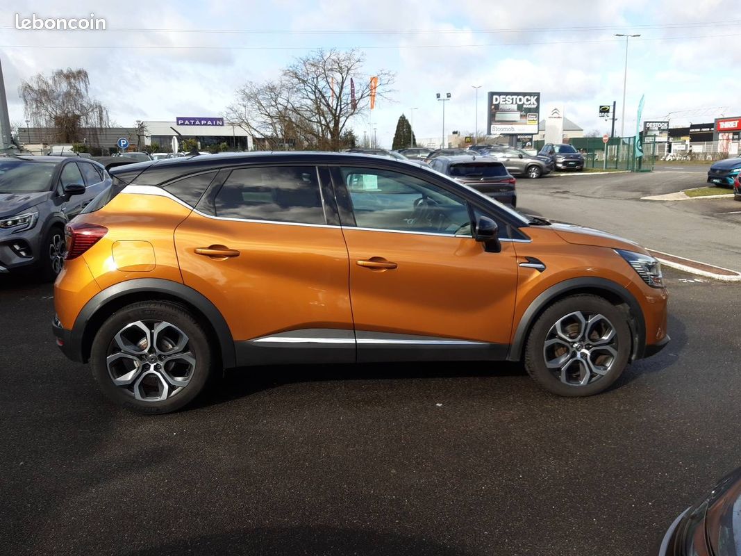 RENAULT Captur Blue dCi 115 EDC Intens (image 4)