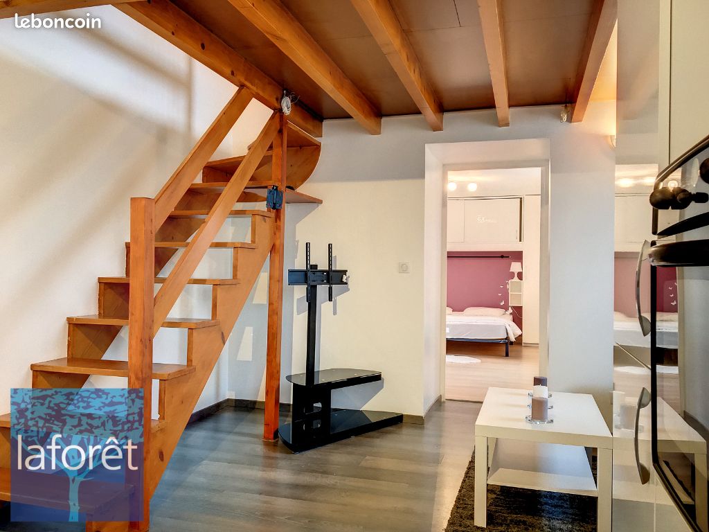Appartement 2 pièces 45 m² · à Sainte-Foy-lès-Lyon · 45 m² · 880 €