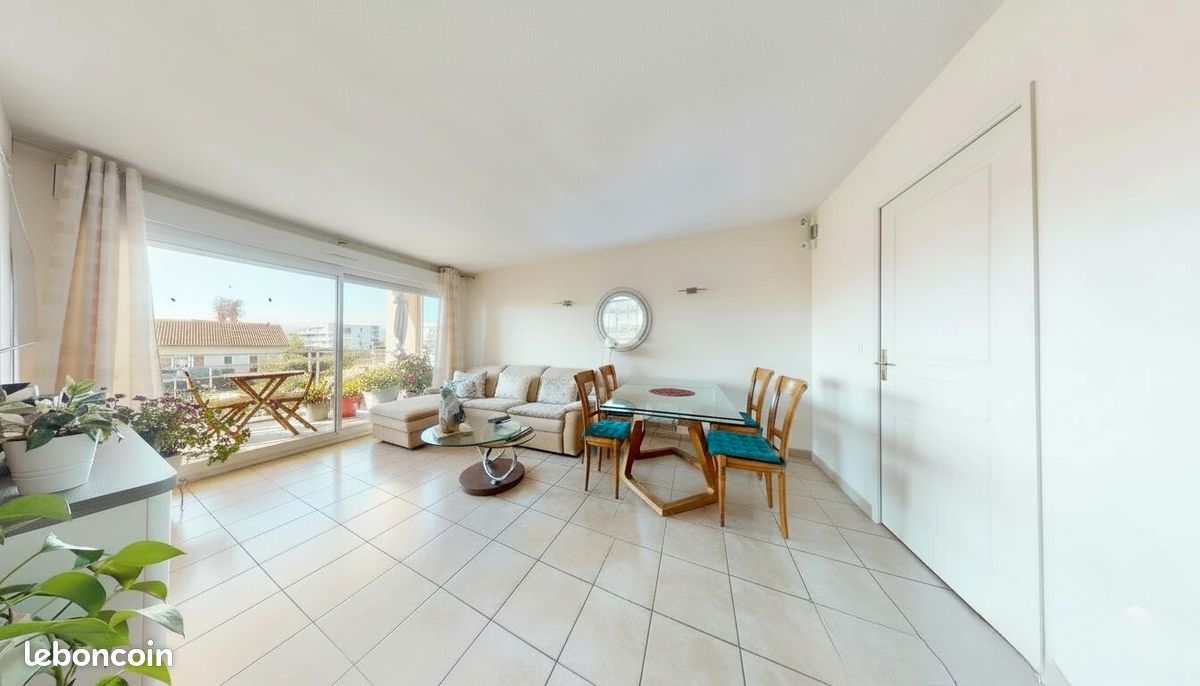 Appartement 3 pièces 68 m² · à Fréjus · 68 m² · 385 000 €