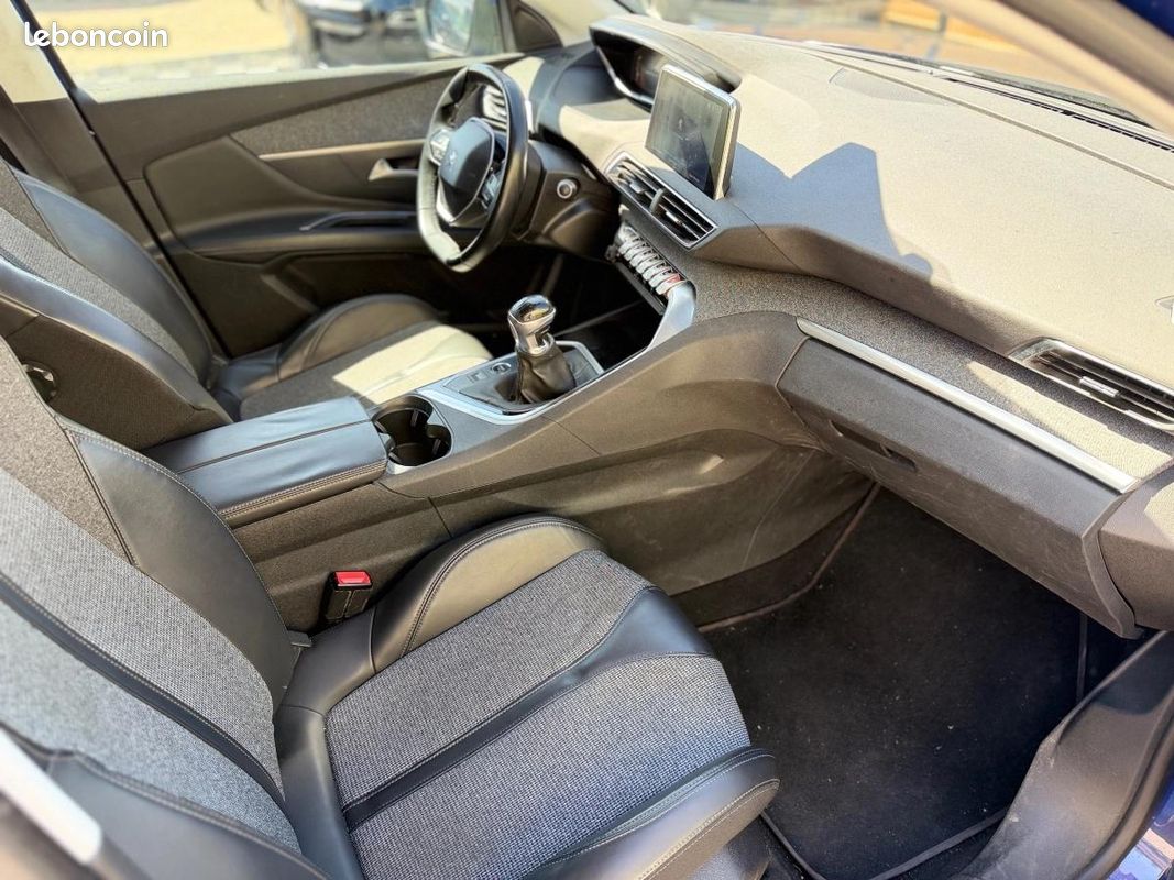 Peugeot 3008 GENERATION-II 2.0 BLUEHDI 150 GT LINE - CARPLAY - COURROIE OK - CAMERA 360 (image 15)