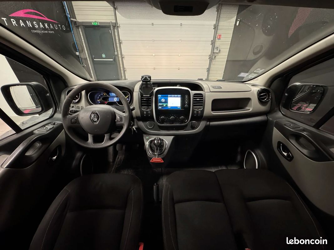 Renault TRAFIC 6 PLACES 140CH + Moteur à Chaine + Entretien OK (image 16)