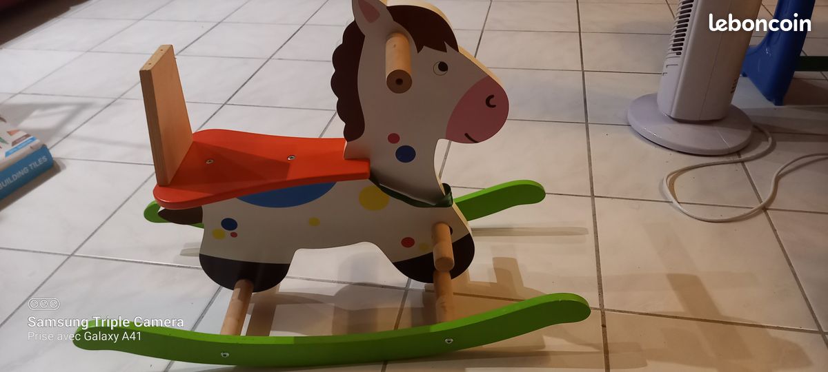 Cheval de bois (image 3)